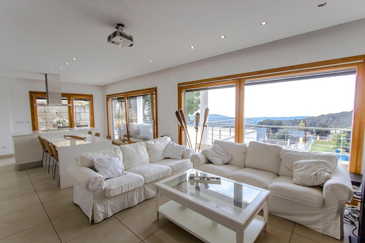 Catalunya Casas Modern Magnificence , Only A Few Km To The Beach! Sant Cebrià de Vallalta 외부 사진