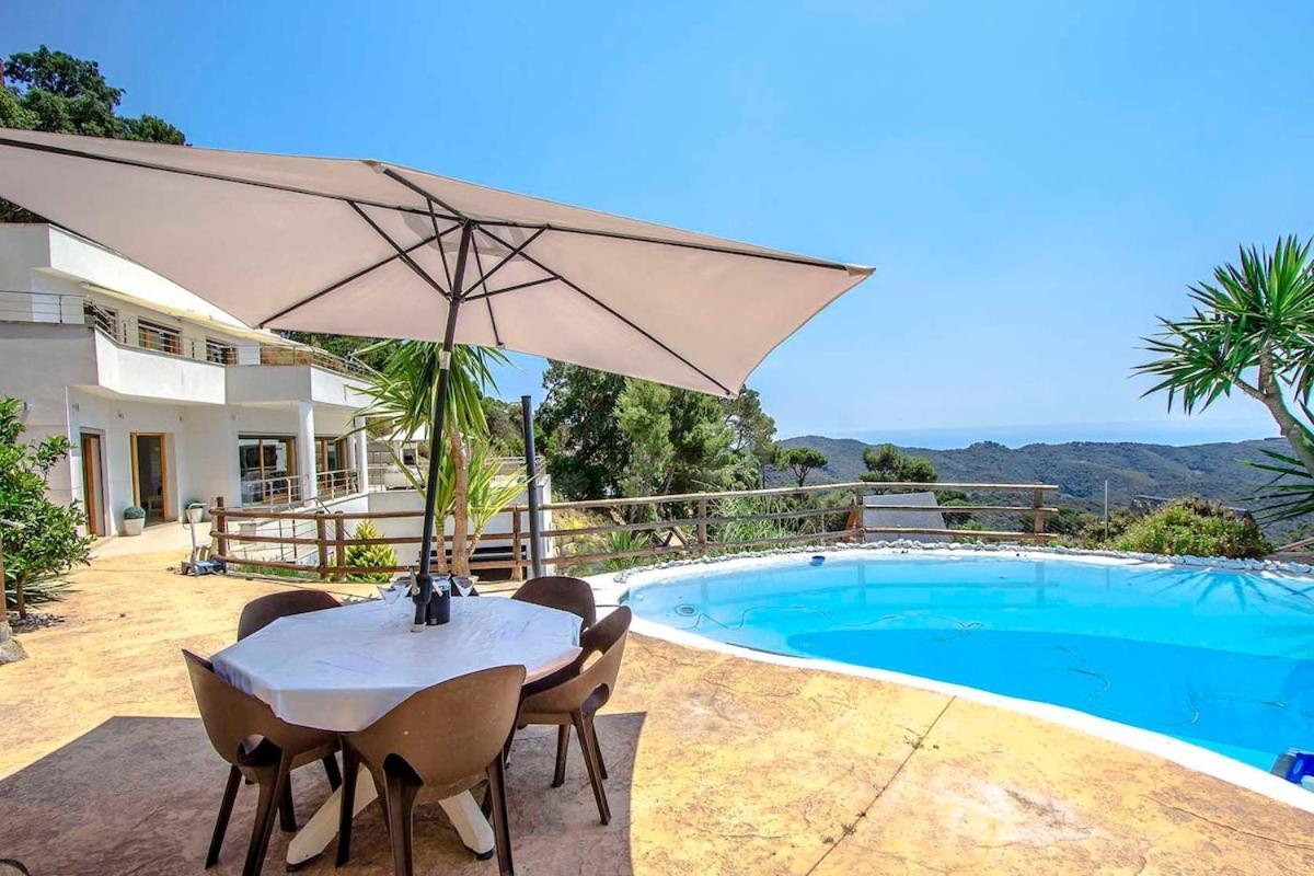 Catalunya Casas Modern Magnificence , Only A Few Km To The Beach! Sant Cebrià de Vallalta 외부 사진